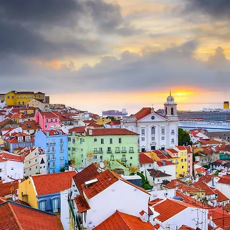 Sweethome At Alfama's Heart Lisbon