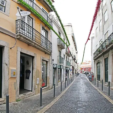 Sweethome At Alfama's Heart Apartment