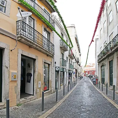 Sweethome At Alfama's Heart شقة