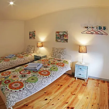Sweethome At Alfama's Heart דירה